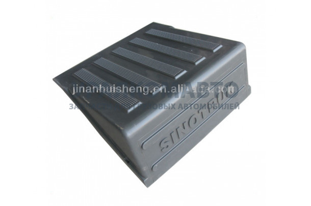 крышка аккумулятора пластик HOWO WG9100760002