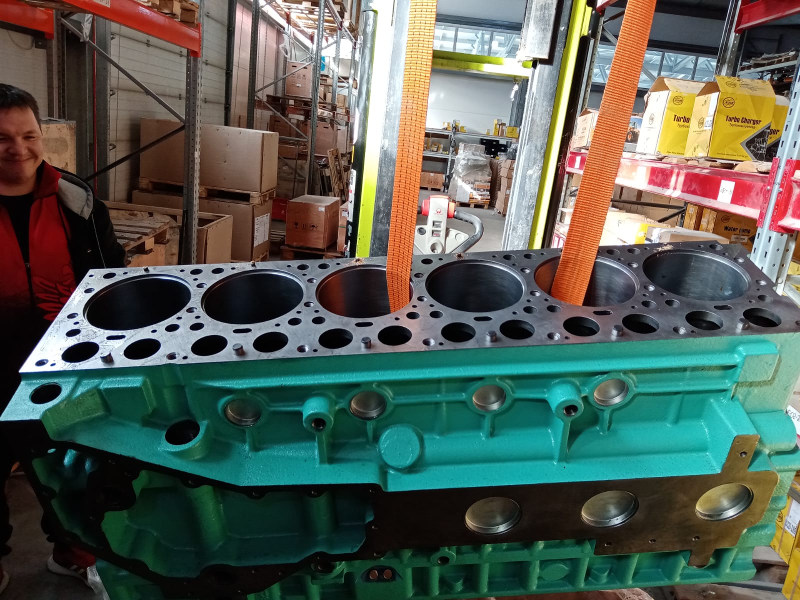 Блок цилиндров EGR